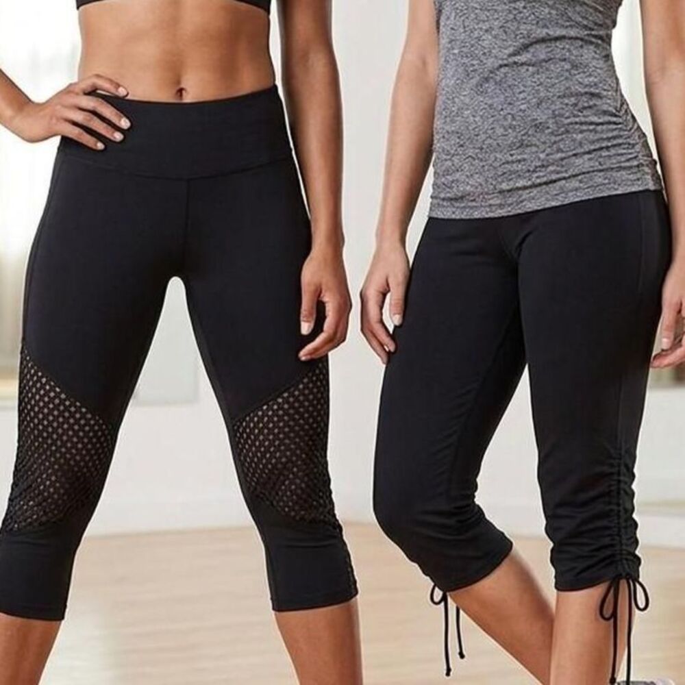 Black Activewear Capris Bundle -  2 pair Size Large gym yoga workout gear